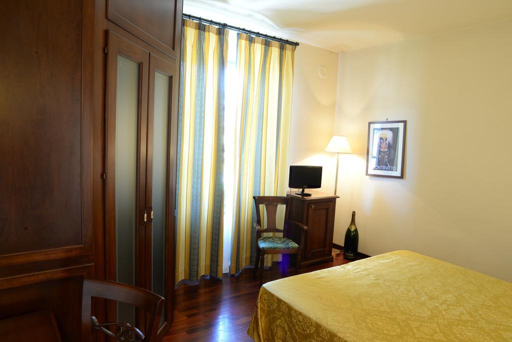 Villa Chiara Hotel كانيلي المظهر الخارجي الصورة